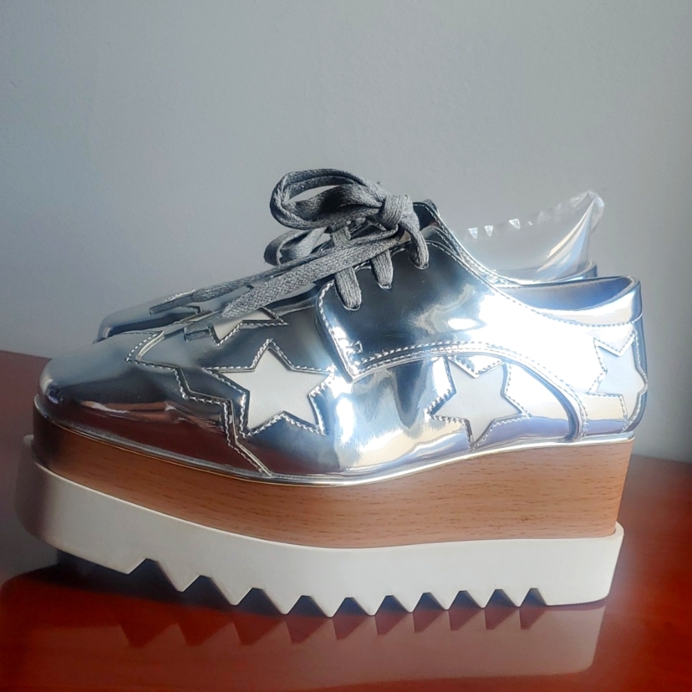 Metallic faux leather platform women's shoes size 7